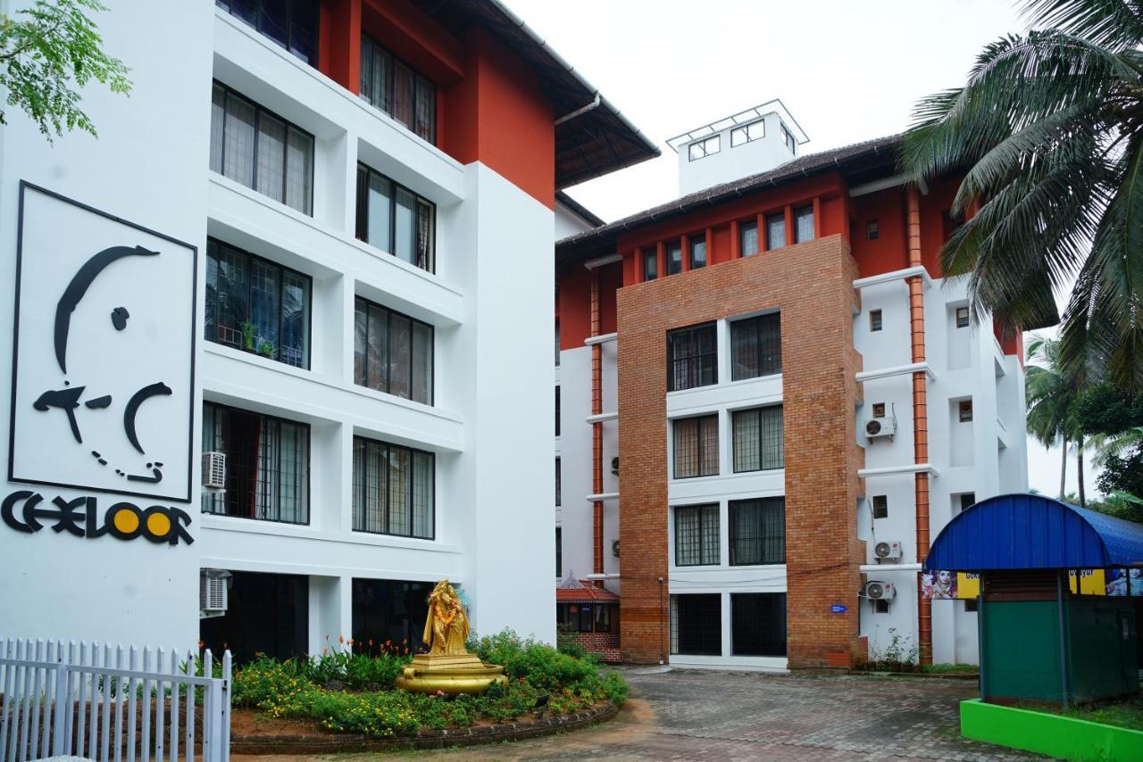 Vrindavan Suites Guruvayur Exterior photo